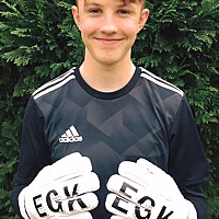 elite goalkeeping gloves